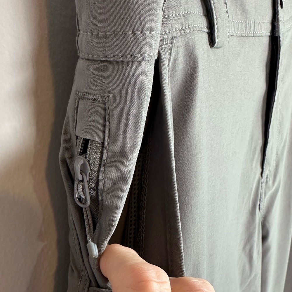 Duluth Trading Co Gray Straight Leg Nylon 8 pocket pants 18x29 - Picture 6 of 11